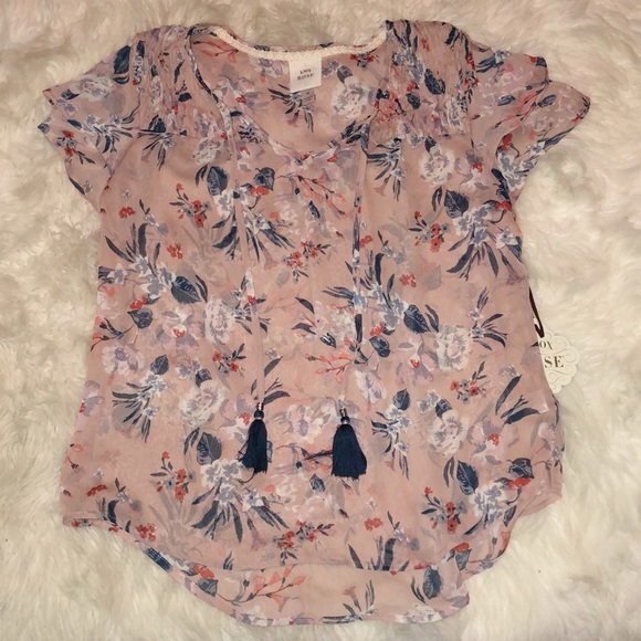 Knox Rose Tops - BRAND NEW Sheer Floral Short Sleeve Blouse